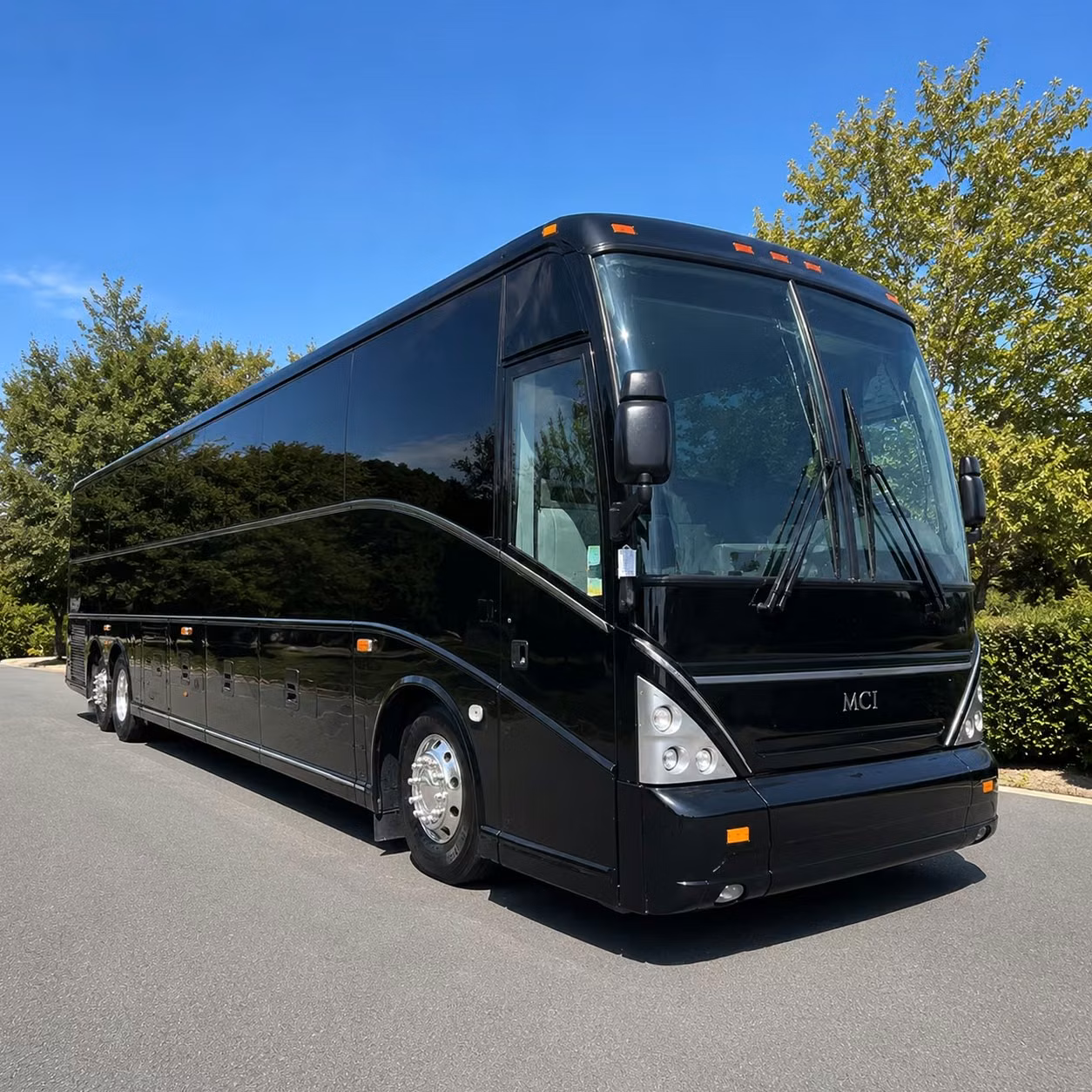 book employee shuttle services across the mesilla valley for daily commutes and worksites