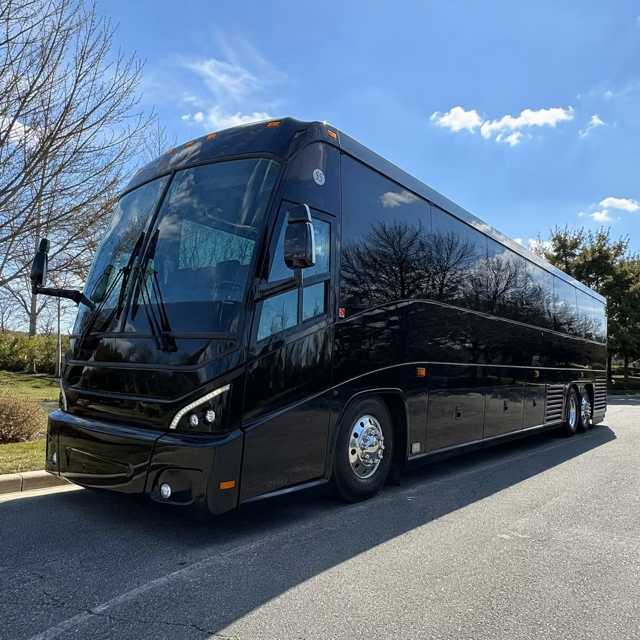 charterbuslascruces com makes fort bliss and cross border military transfers easy