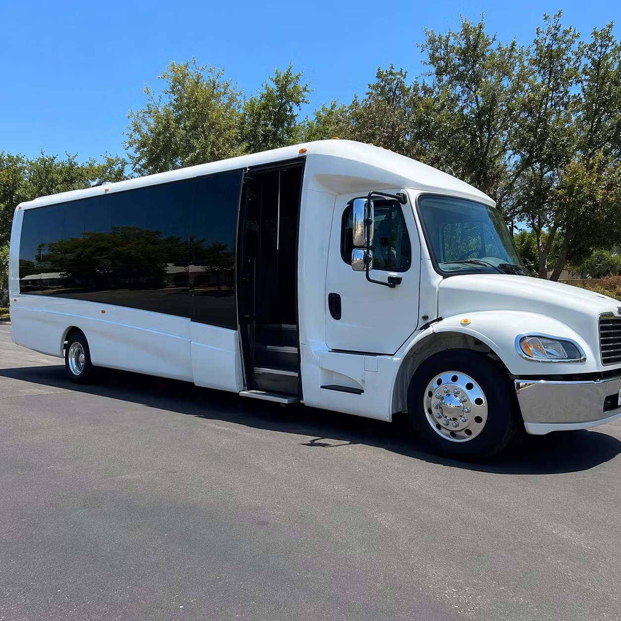 las cruces 18 passenger minibus rental