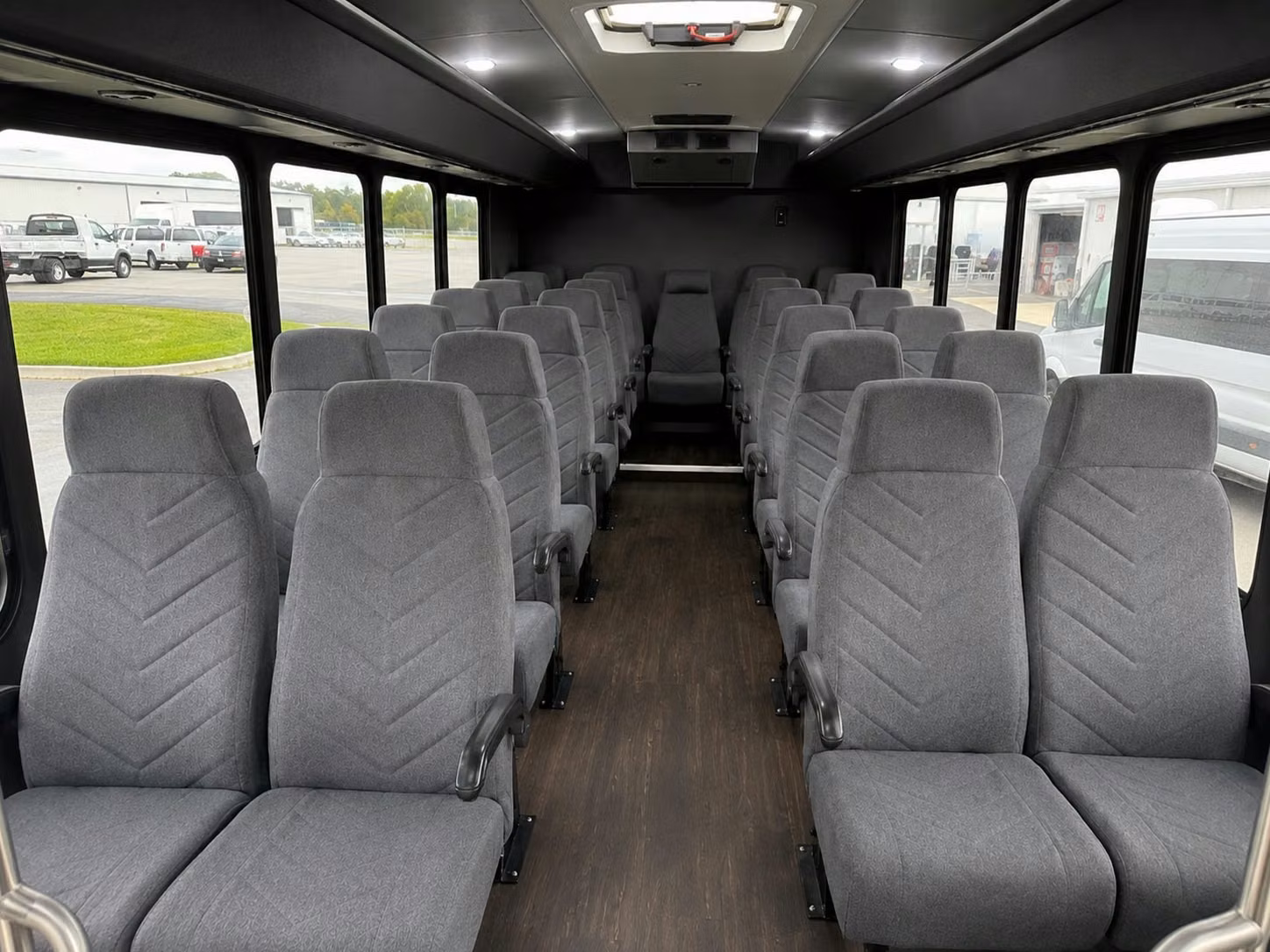 las cruces 20 passenger minibus rental